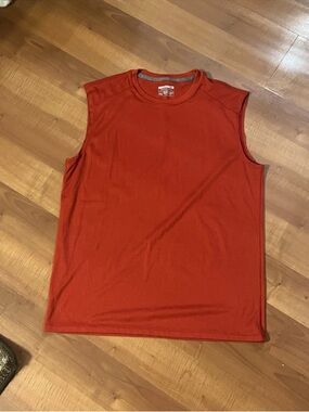 Layer 8 Performance Quick Dry Sleeveless Tank Red Men's Size M 100% Polyester